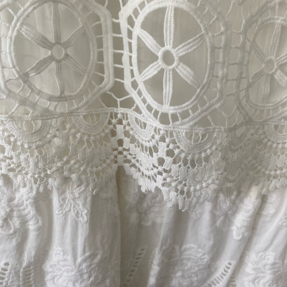 White ecru lace dress - Picture 5 of 7